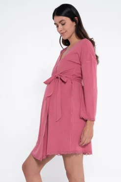 Bata Premama Con Detalles De Blonda