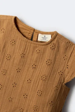 Blusa bordado suizo niña