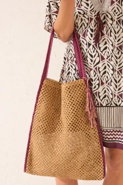 Bolso tote trenzado beige