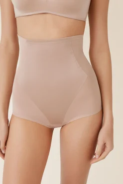 Braga alta moldeadora tul nude