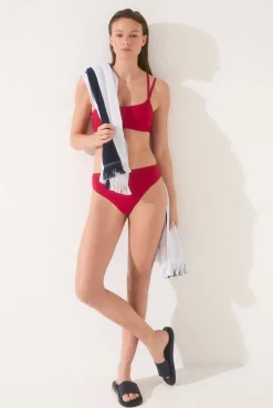 Braga bikini alta moldeadora rojo