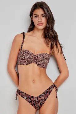 Braga bikini brasileña tejido estampado y corte en V