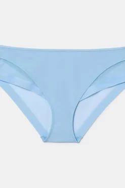 Braga clásica Generous de suave microfibra y detalles en malla