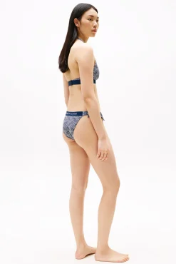 Braga de bikini clásica
