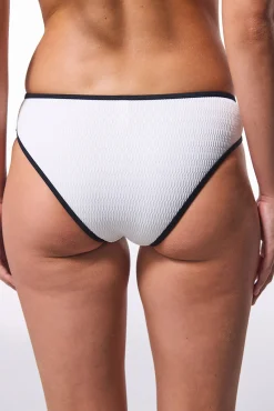 Braga de bikini clásica blanca ribete