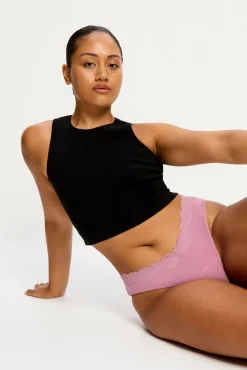 Braga Menstrual Brasileña Encaje Ligera