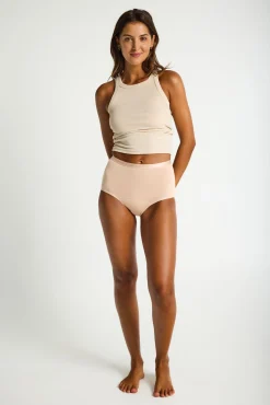 Braga menstrual clásica brief alta bambú negra absorción ligera moderada