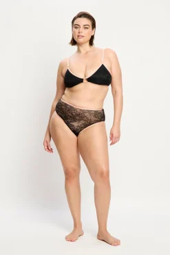 Braga menstrual encaje alta