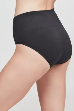 Braguita alta sin costura