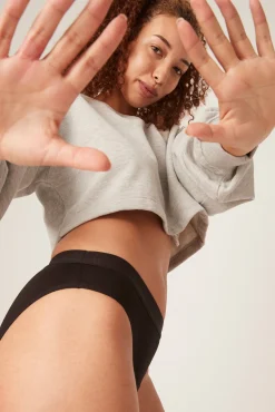Braguita menstrual adolescente hipster algodón orgánico negra absorción moderada abundante