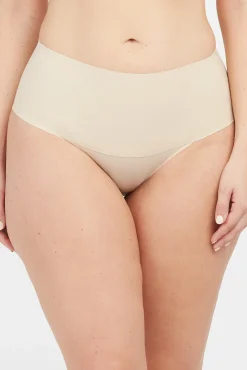 Braguita moldeadora invisible nude Spanx
