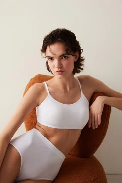 Braguitas slip blancas de talle alto Nu Basic