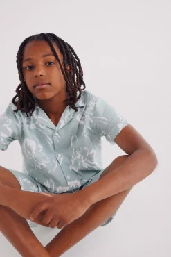 Camisa hawaiana niño