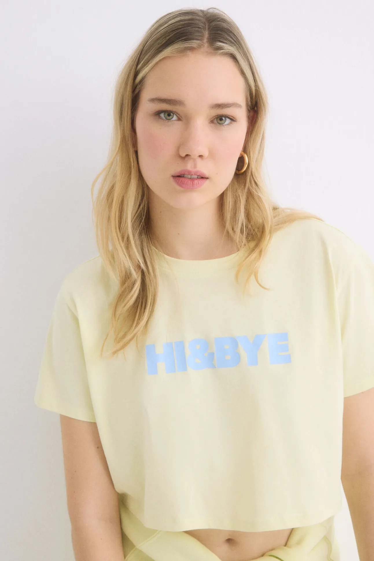 Camiseta 100% algodón amarillo