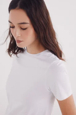 Camiseta algodón botones hombro