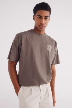 Camiseta bordados círculo
