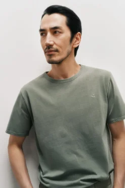 Camiseta básica con bordado avión OOTO