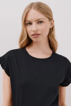 Camiseta básica volante