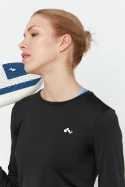 Camiseta detalle logo