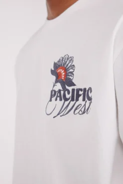 Camiseta flor Pacific