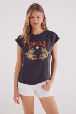Camiseta gráfica