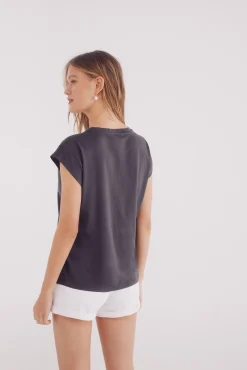 Camiseta gráfica