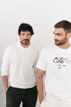 Camiseta gráfica lavada OOTO