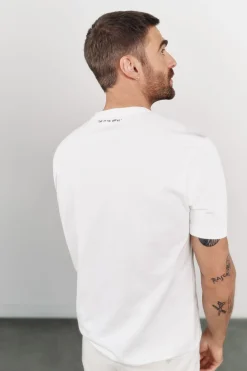 Camiseta gráfica lavada OOTO
