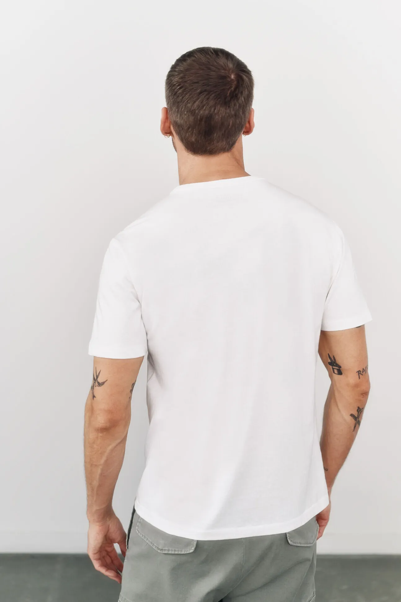 Camiseta gráfica lavada OOTO