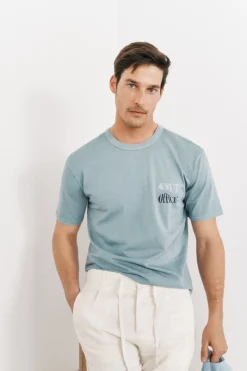 Camiseta gráfica lavada OOTO