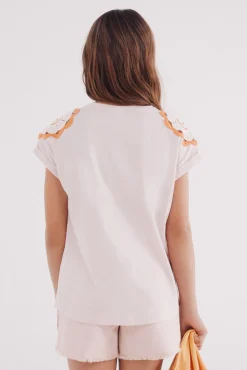 Camiseta hombros crochet niña