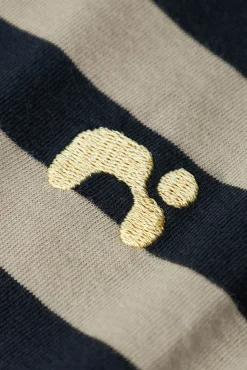 Camiseta niño rayas logo