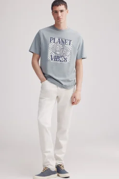 Camiseta planet vives