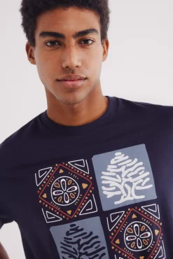 Camiseta árbol étnico