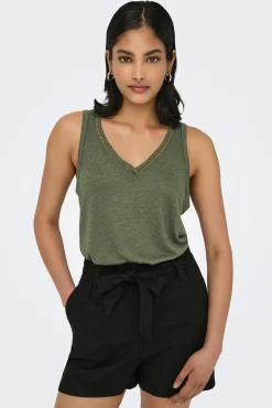 Camiseta regular fit tirantes