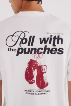 Camiseta roll with de punches