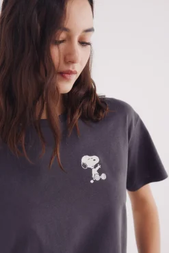 Camiseta "Snoopy´s sarcasm club"