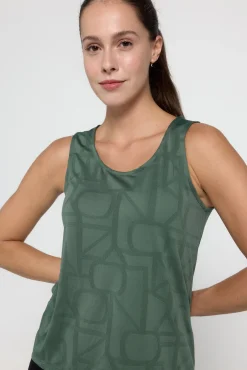 Camiseta técnica de tirantes y cuello redondo