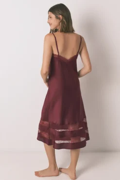 Camisón largo encaje vino