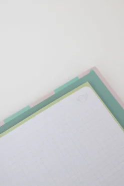 Carpeta con anillas y folios