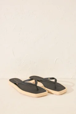 Chanclas punta cuadrada serpiente negro