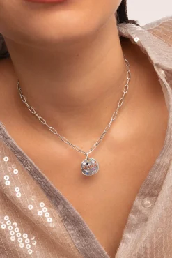 Charm Mamá