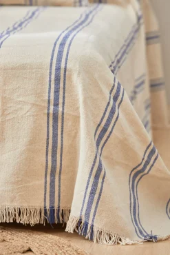 Colcha con raya tejida azul Bari