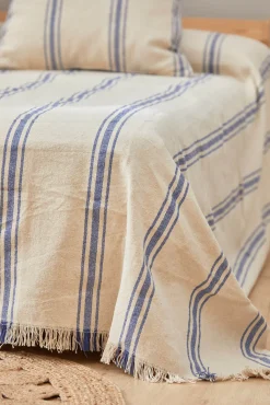 Colcha con raya tejida azul Bari
