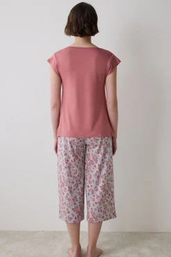 Conjunto de pijama capri print flores