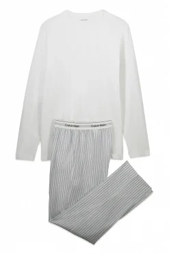 Conjunto de pijama largo