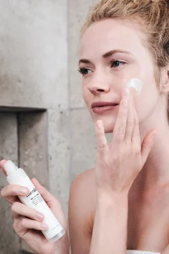 Crema facial de día 50 ml.