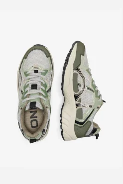 Deportivas cordones diseño