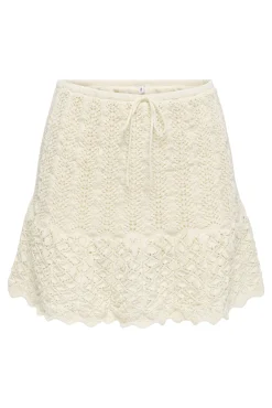 Falda corta crochet