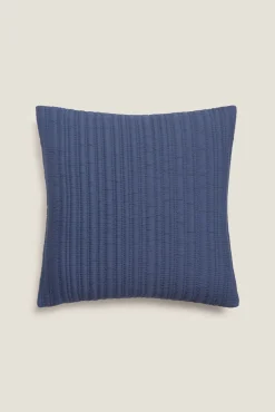 Funda cojín acolchada pespuntes